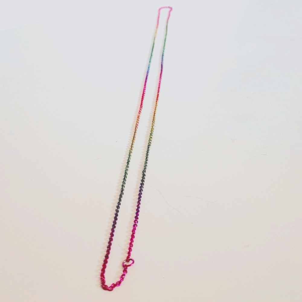 NWOT rainbow necklace